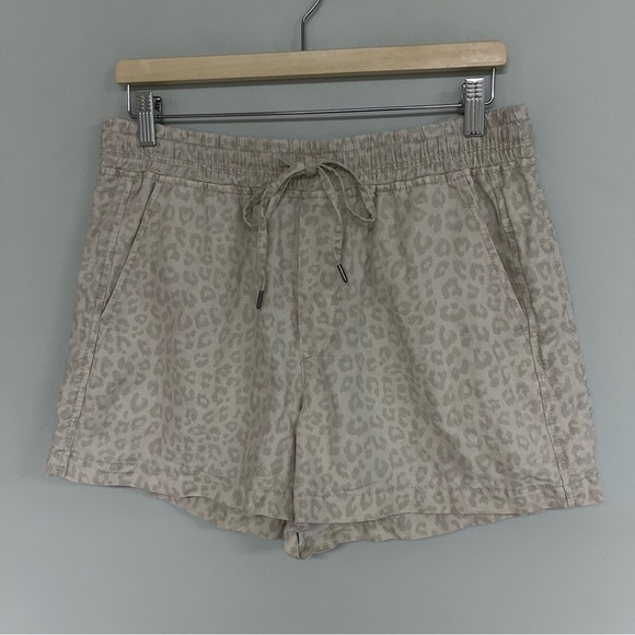 GAP Khakis‎  Shorts Size Medium Tan Cream Leopard Print Linen Cotton Blend Flowy - Picture 4 of 12